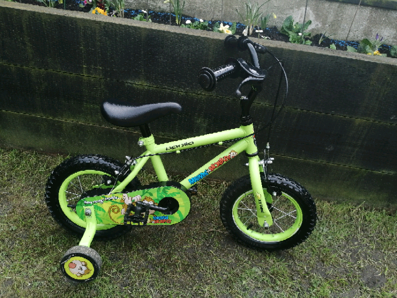 halfords marvin the monkey bike